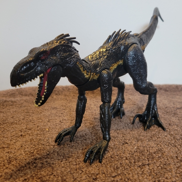 Jurassic World Indoraptor Super Posable 2017 Mattel Dinosaur Toy Action Figure - Picture 3 of 6
